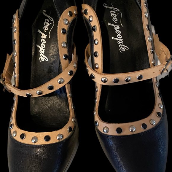 FREE PEOPLE SHOES - QUEEN OF DIAMONDS STUDDED PUMPS SZ 7 NEW WITHOUT BOX - Picture 3 of 6